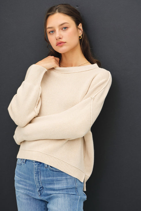 RAW SEAM DETAIL SWEATER